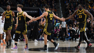 Read more about the article Dunleavy details tough balancing act as Warriors’ timeline shrinks