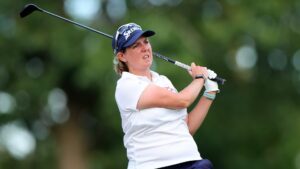 Read more about the article Ashleigh Buhai grabs lead entering finale of Walmart NW Arkansas Championship