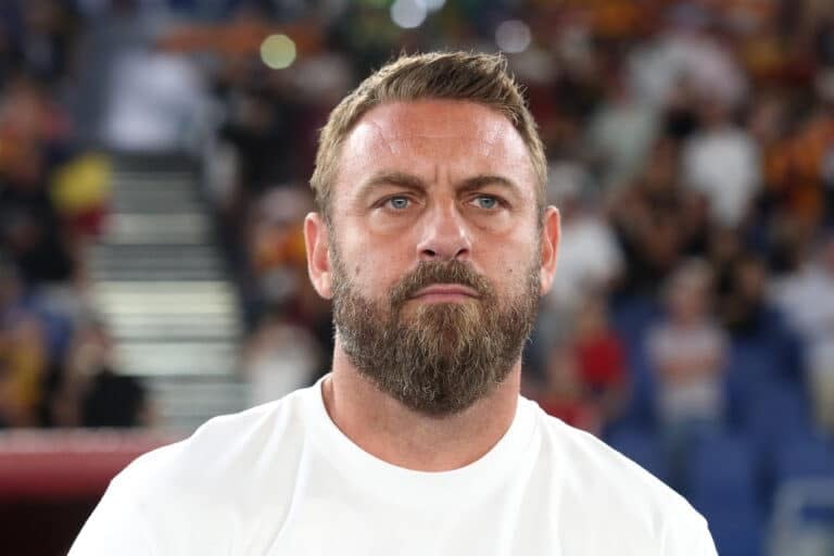 Read more about the article Daniele De Rossi attends pre-match press conference ahead of Genoa