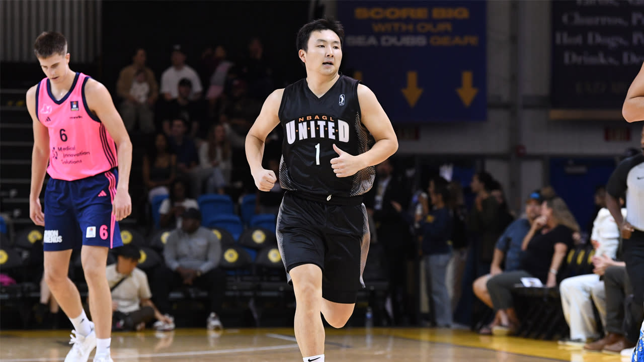 You are currently viewing ‘Japanese Steph Curry’ impresses in NBA debut for G League United