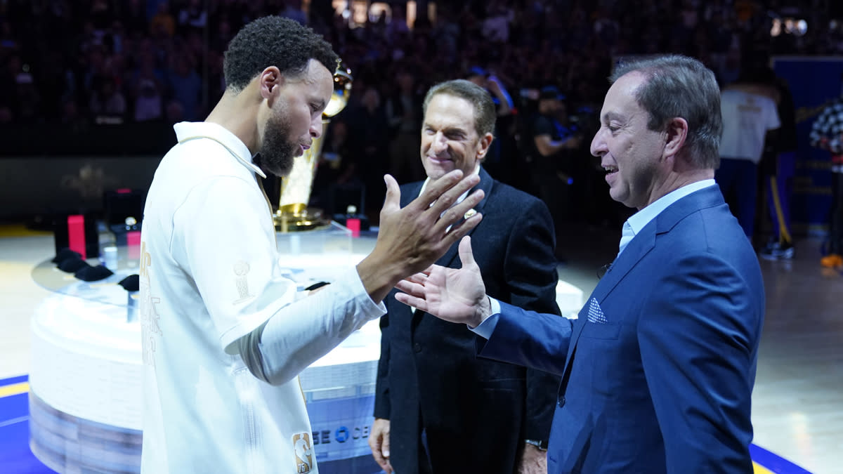 Read more about the article How Steph would emulate Warriors’ Lacob, Guber if he owns NBA team