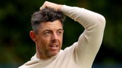 Read more about the article ‘A weird feeling’ – McIlroy on breaking club