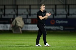 Read more about the article Salford manager Karl Robinson wanted by Crawley Town as Scott Lindsey replacement