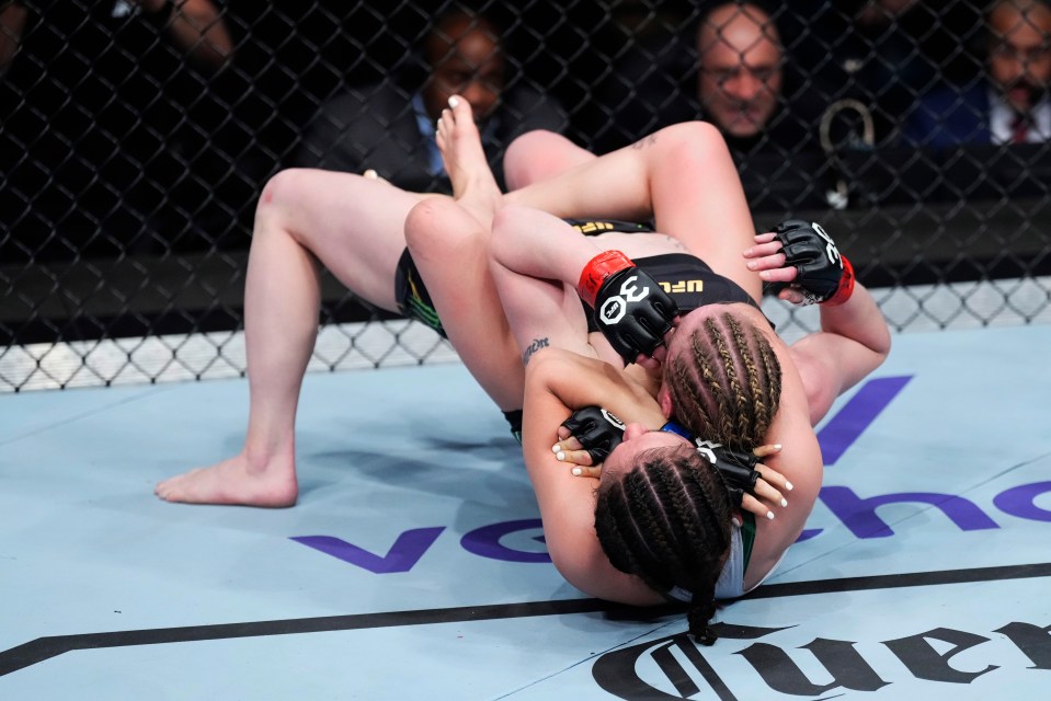 Read more about the article Historic trilogy fight between Alexa Grasso and Valentina Shevchenko ends with third different result