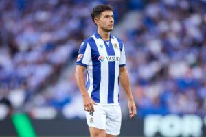 Read more about the article Martin Zubimendi ‘regrets’ staying at Real Sociedad amid terrible start – but Liverpool fans all make same joke