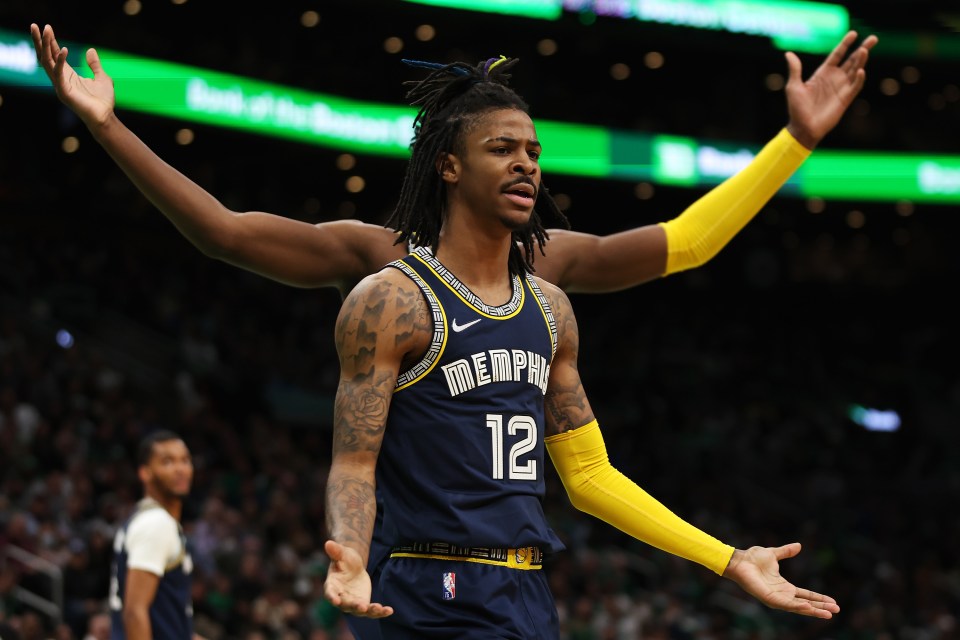 You are currently viewing ‘I get up’ – Ja Morant puts the NBA on notice with message that has fans eagerly awaiting his return