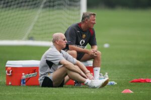 Read more about the article ‘Thought he was dead’ – Manchester United legend Sir Bobby Charlton was knocked out in the middle of training session