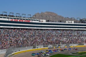 Read more about the article NASCAR 2024 playoffs at Las Vegas: Start time, TV, streaming, lineup for South Point 400