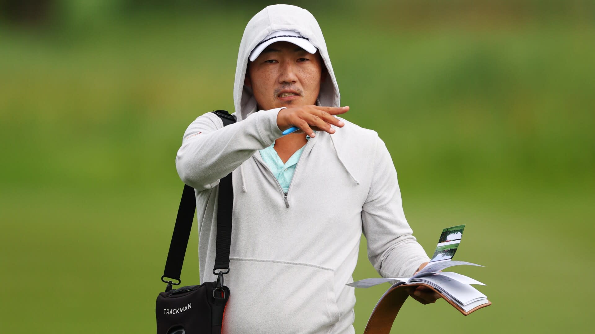 You are currently viewing Sung Kang travels nearly 100,000 miles (and counting) to find a golf home