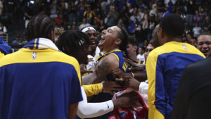 Read more about the article What we learned as Waters plays hero in Warriors’ preseason win