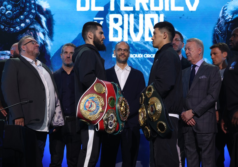 You are currently viewing How to watch Artur Beterbiev vs Dmitry Bivol: PPV info, live stream and TV channel for undisputed light-heavyweight crown