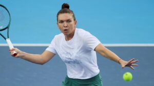 Read more about the article Halep to stay ‘patient’ after another comeback loss