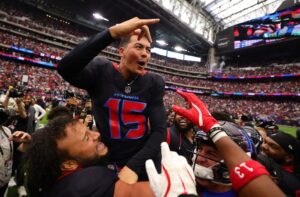 Read more about the article ‘Fired instantly’ – Bills fans lose it and direct their anger at head coach Sean McDermott after Buffalo inexplicably hands Texans walkoff win to prevent overtime