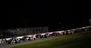 Read more about the article Pit Box: Thompson begins three-race stretch to close out 2024 NASCAR Whelen Modified Tour season