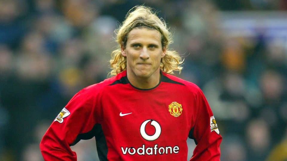 You are currently viewing Ex-Manchester United and Atlético Madrid striker Diego Forlán set to make professional tennis debut