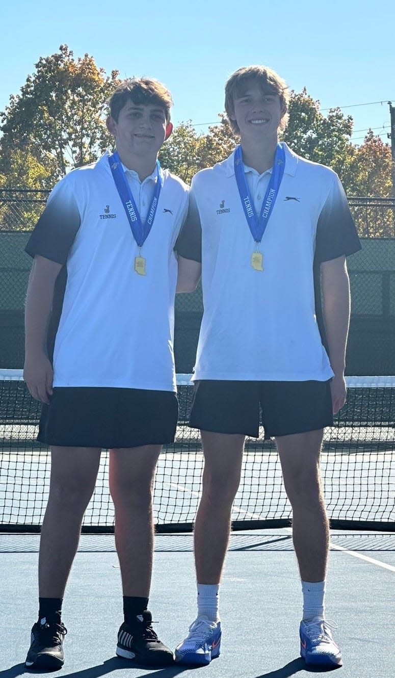 You are currently viewing Jasper boys tennis duo makes program history with IHSAA state championship