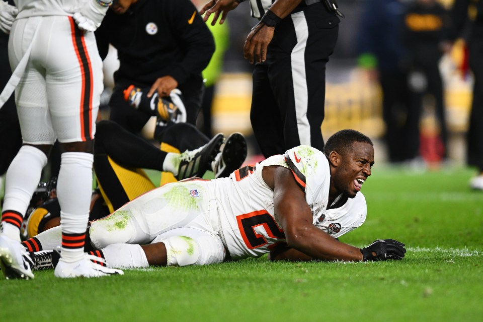 You are currently viewing Broadcaster refused to show gruesome footage of Nick Chubb’s devastating injury that left teammates visibly distraught – now he’s finally set to return