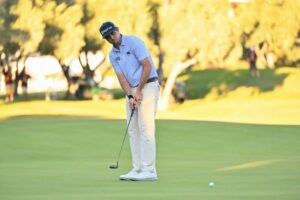 Read more about the article Poston holds off Ghim for PGA Tour triumph in Las Vegas