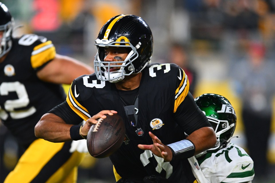 You are currently viewing ‘Let him cook! – Russell Wilson answers Shannon Sharpe’s challenge with impressive Steelers debut and classy shout-out to Justin Fields