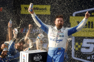 Read more about the article Stenhouse snaps 65-race losing streak after late crash at Talladega scrambles playoff picture