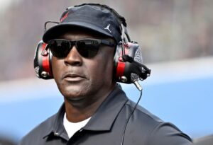 Read more about the article NBA legend Jordan files anti-trust lawsuit against NASCAR