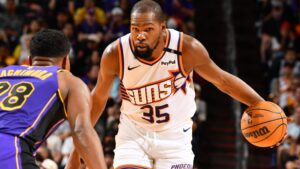 Read more about the article Lakers’ unbeaten start to NBA season ended by Suns