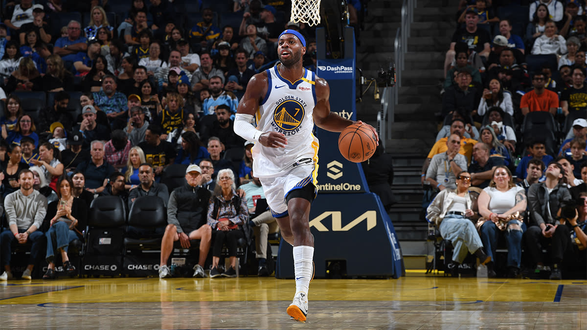 You are currently viewing How Kerr can maxmize Warriors’ potential with Hield’s Sixth Man role