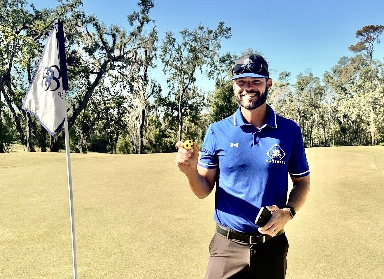 You are currently viewing Tallahassee State College baseball coach Bryan Henry beats long odds with ace on par-4 hole