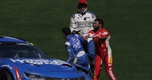 Read more about the article NASCAR Classics: Races to watch before Las Vegas Playoff race