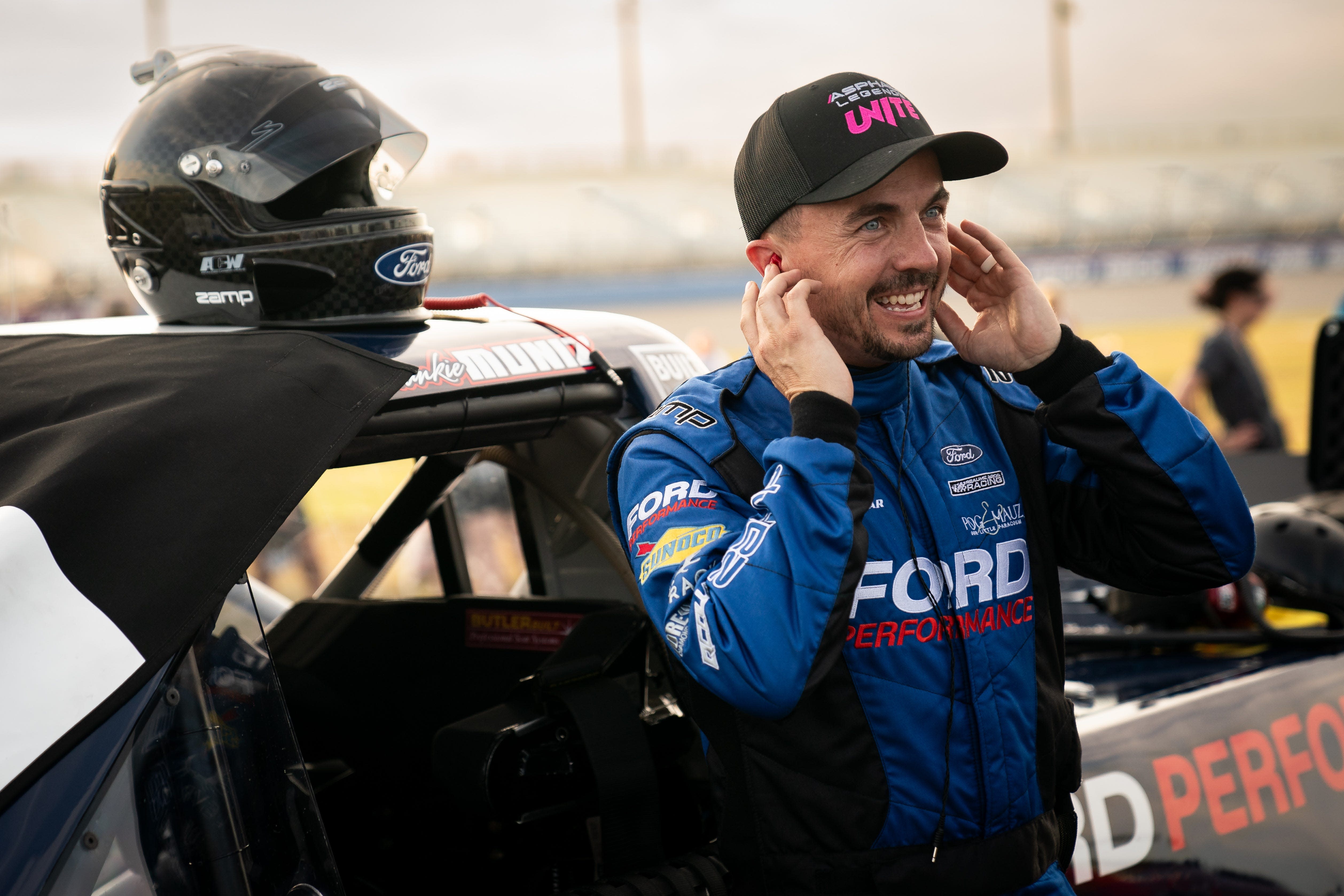 Read more about the article Frankie Muniz, ‘Malcolm in the Middle’ actor, earns full-time NASCAR Truck Series ride