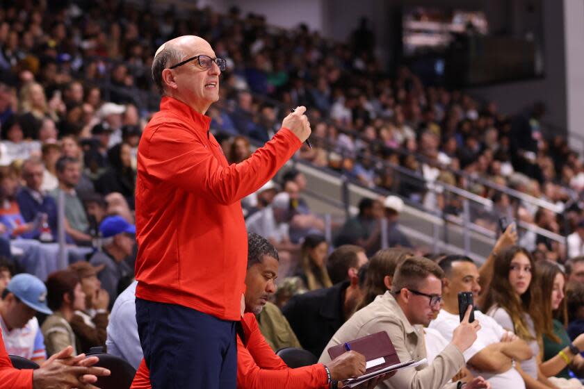 You are currently viewing Jeff Van Gundy’s defensive demands transforming Clippers into a stingy unit