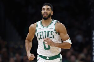 Read more about the article Jayson Tatum is making an early MVP case. Is this the season he gains entry into exclusive club?