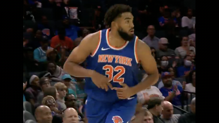 You are currently viewing SEE IT: Karl-Anthony Towns in action during Knicks’ preseason opener