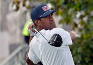 Read more about the article Junior golfer lands hole in one in front of professional golfer Tony Finau