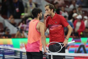 Read more about the article Daniil Medvedev reveals joke that made Carlos Alcaraz laugh after China Open defeat