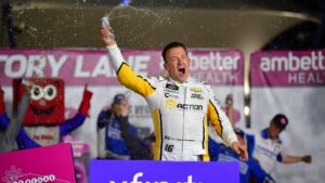 Read more about the article Las Vegas Xfinity Series results, driver points: AJ Allmendinger scores first win of season