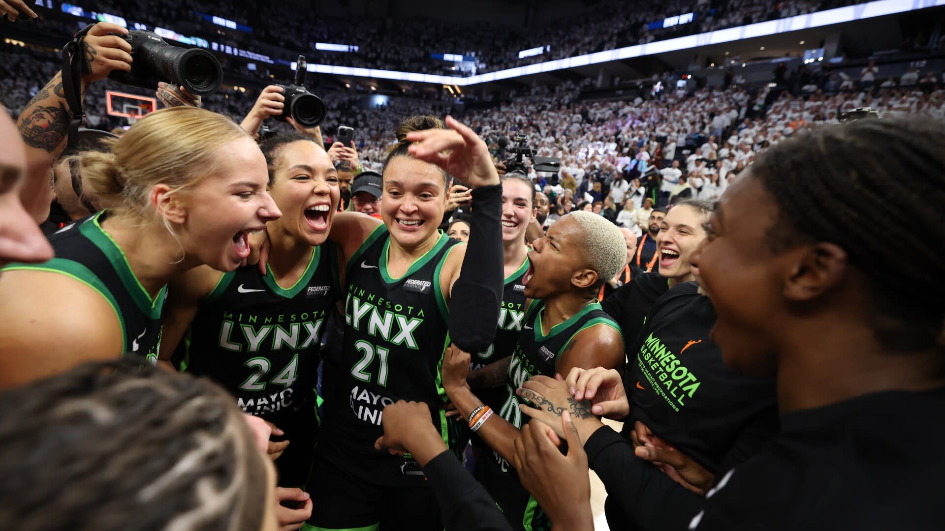 You are currently viewing Minnesota Lynx force deciding Game 5 in WNBA Finals with dramatic 82-80 win at home