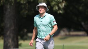 Read more about the article ‘Golf sucks so bad’: After two tee shots O.B., Peter Malnati makes hole-out double bogey