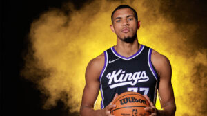 Read more about the article Kings center Robinson out to start season with MCL sprain