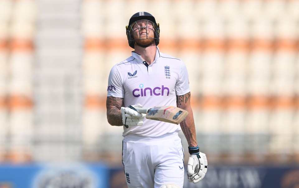 You are currently viewing ‘Oh no!’ – ‘Sweaty’ Ben Stokes suffers instant regret with bizarre dismissal against Pakistan