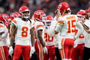 Read more about the article Andy Reid promises there’s more to come after Kansas City Chiefs turn back time to unlock red hot Travis Kelce