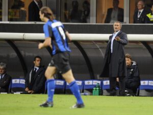 Read more about the article Jose Mourinho left Zlatan Ibrahimovic raging with hilarious substitution prank at Inter Milan