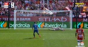 Read more about the article Ex-Tottenham goalkeeper saves three penalties from three different players in wild LaLiga game