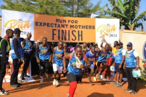 Read more about the article Hundreds engage in inaugural Corporate run for expectant mothers’ cause