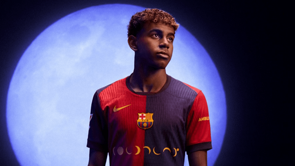 You are currently viewing Why are Barcelona wearing a special kit for El Clasico? New strip launched as Spanish giants take on Kylian Mbappe and Jude Bellingham