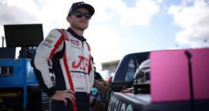 Read more about the article Matt Mills transported to local hospital after Homestead-Miami crash