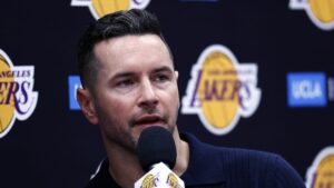 Read more about the article Is J.J. Redick up to the task? Can he draw more out of same Lakers roster?