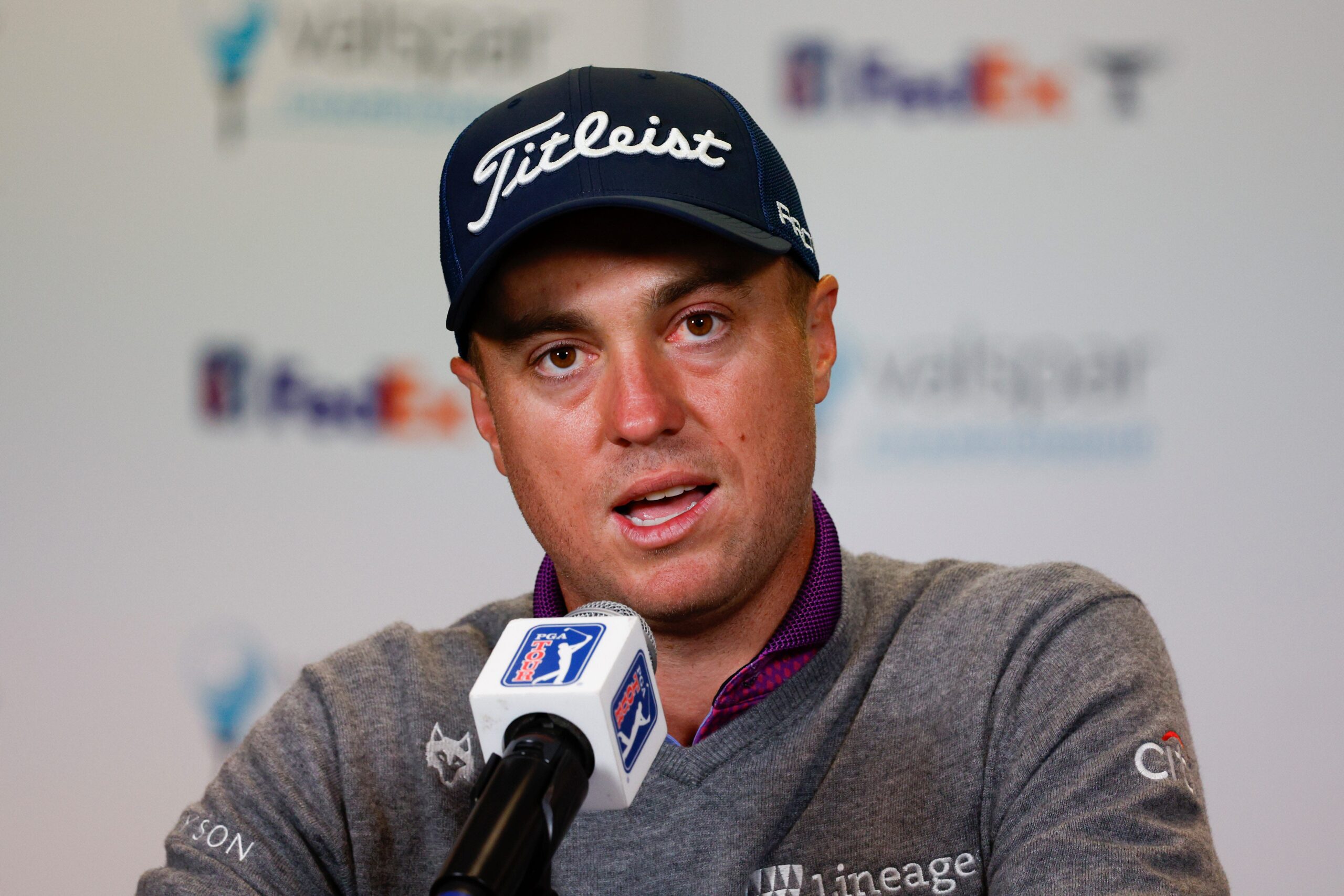 You are currently viewing Justin Thomas’s late-night stint in the Golf Channel booth at Zozo Championship includes analyzing Rickie Fowler’s flow and more: ‘I’m not a real big Mullet Rick fan’