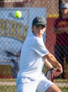 Read more about the article Sophomore Ben Konisky ‘someone to build on’ for Bloomington North tennis