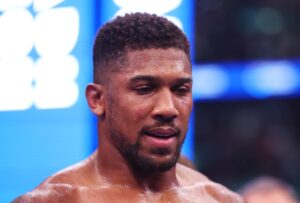 Read more about the article Unbelievable Anthony Joshua gesture left Kevin Mitchell and his family speechless after brother’s tragic death